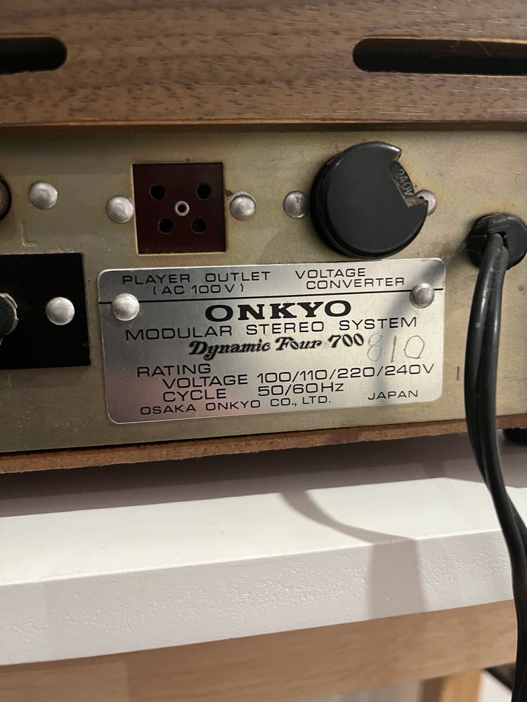 Amplificador Onkyo Dynamic Four 700