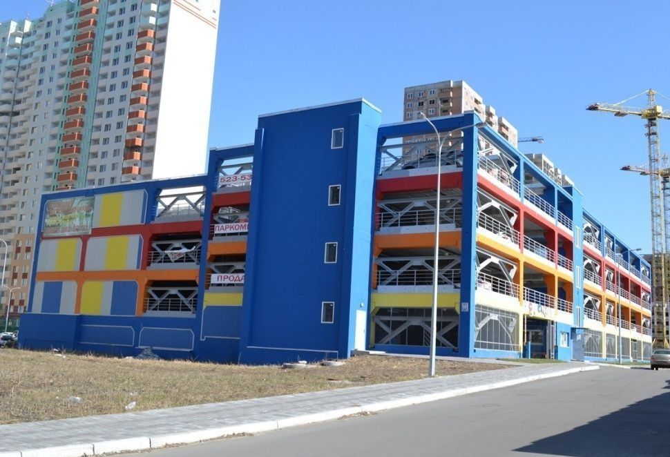 Паркинг Осокорки Дарницкий рн. ЖК Патриотика Ул. Русовой, 9