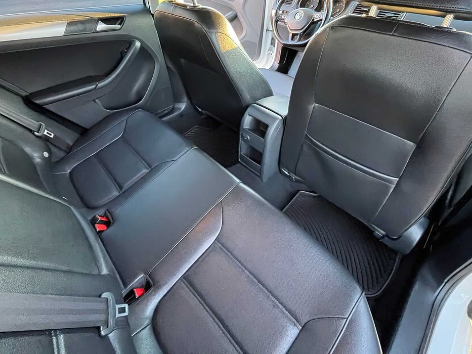 Volkswagen Jetta 1.4T SE      2017