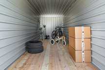 Magazyn samoobsługowy self storage przechowania rzeczy mały magazyn