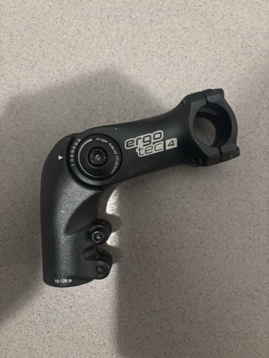 Mostek regulowany Ergotec 25,4 - 90 lub 110 mm