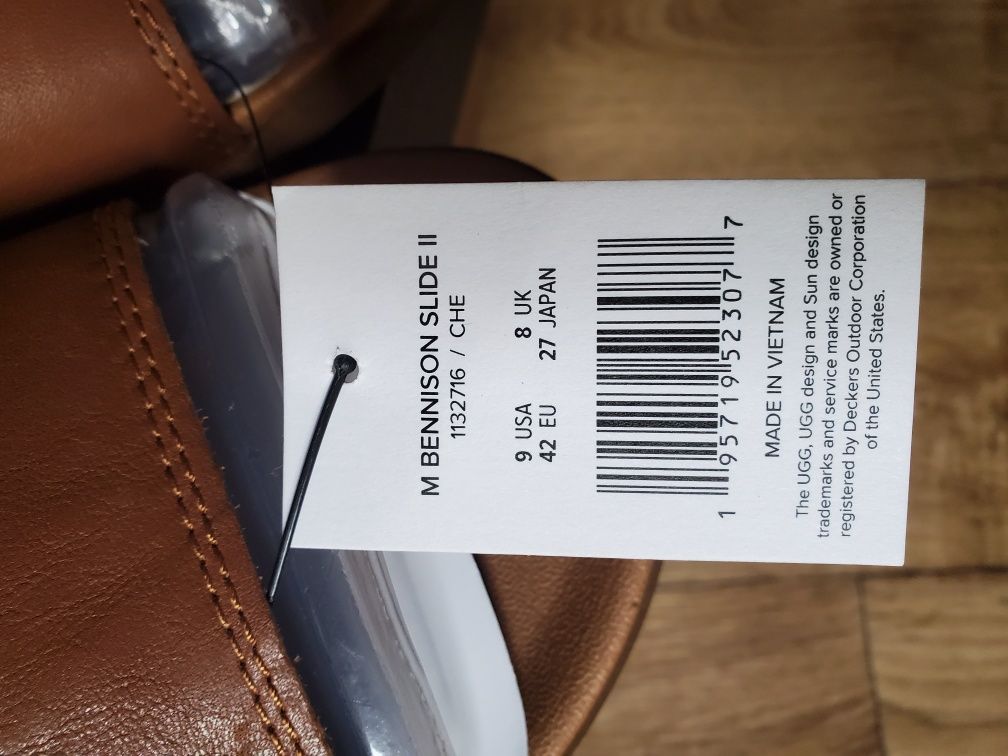 Шкіряні шльопки слайди UGG BENNISON SLIDE II розмір US9 (41)