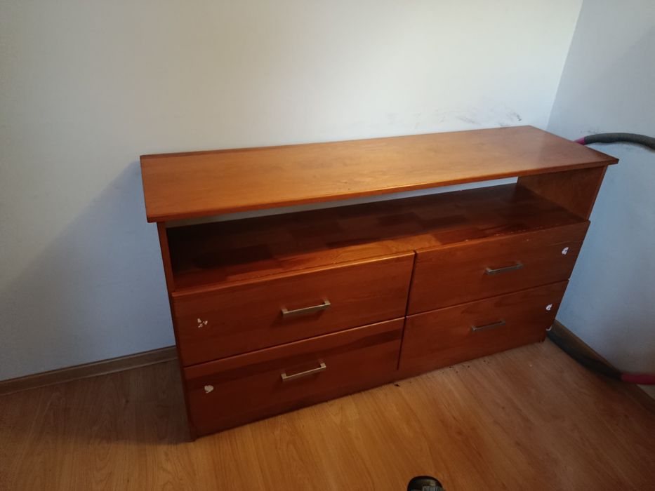 Komplet mebli  drewnianych