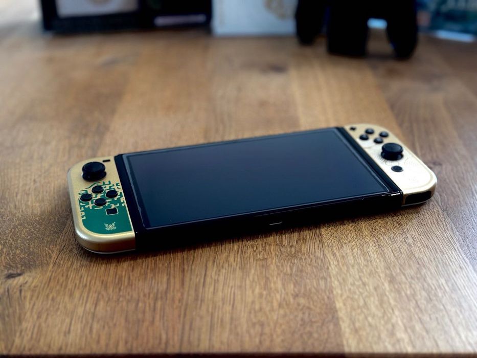 Nintendo switch OLED Zelda Tears of the Kingdom