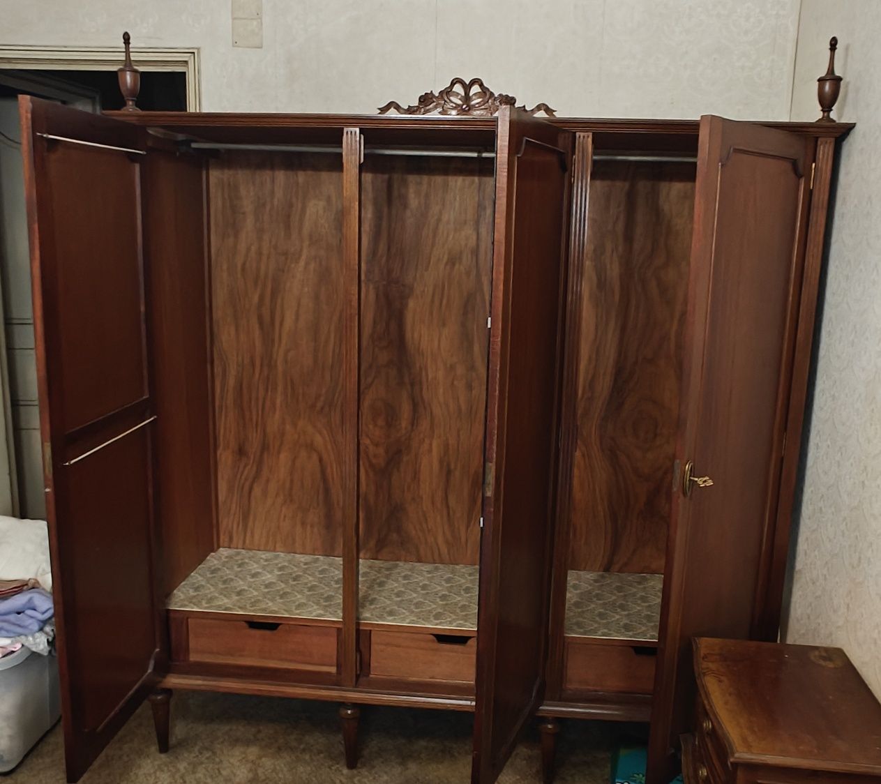Mobília de quarto Vintage completa com colchão incluído