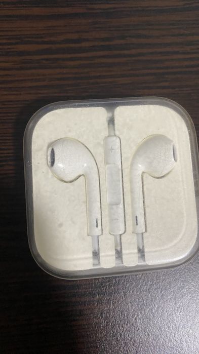 Наушники Apple EarPods