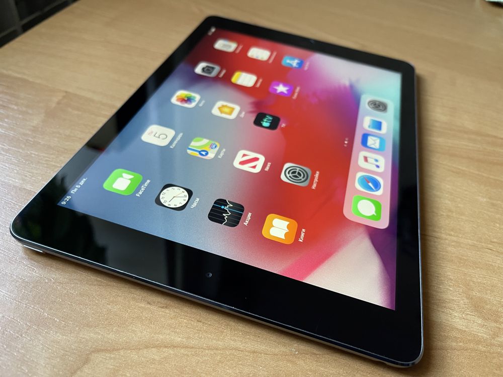 Apple iPad Air 16Gb Black идеальное состояние