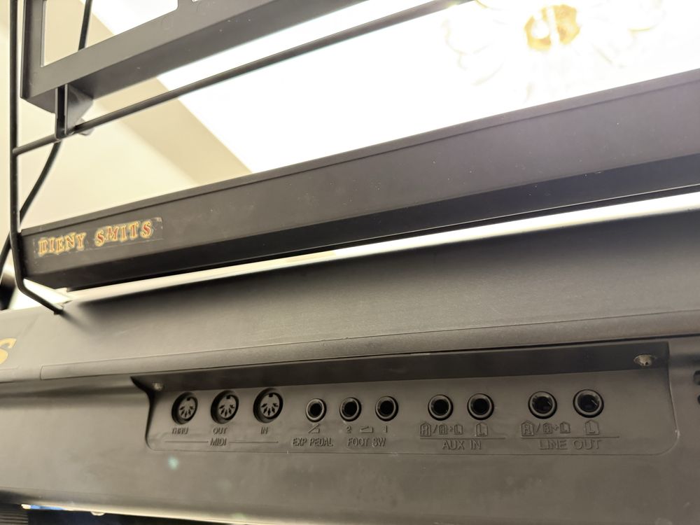Keyboard Technics SX-KN2000  синтезатор , цифрове піаніно