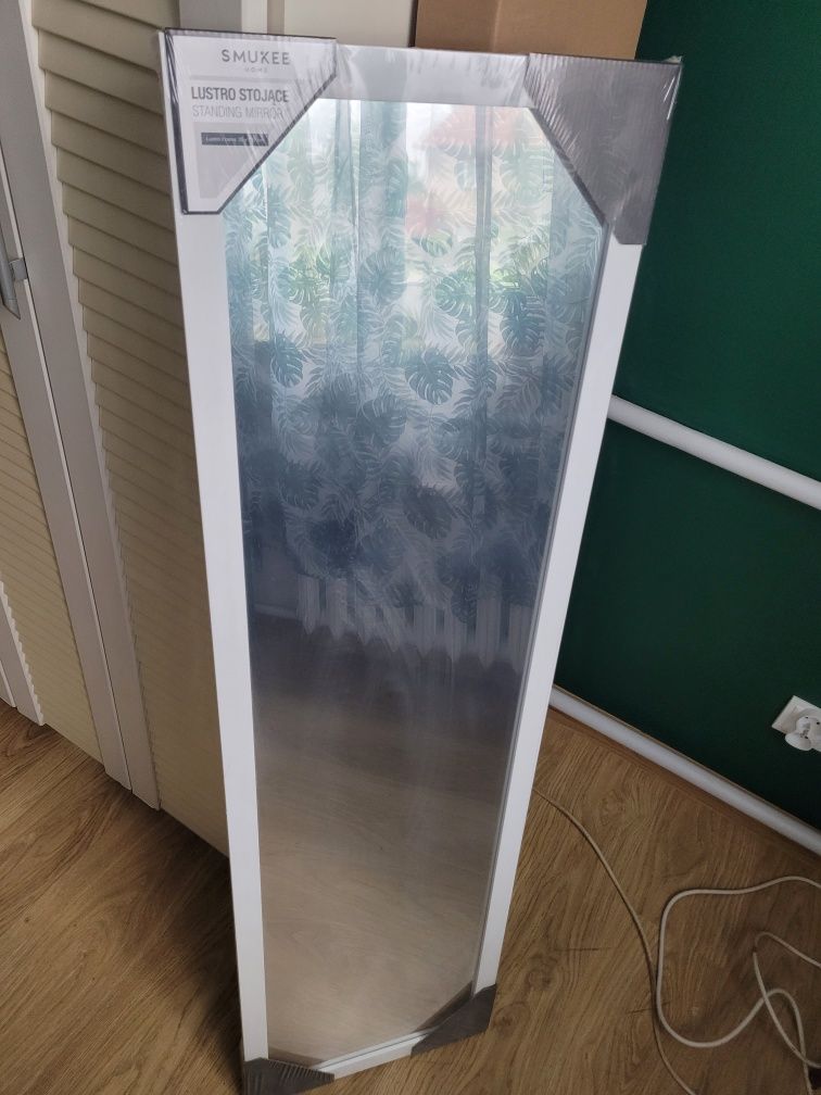 Lustro stojące nowe