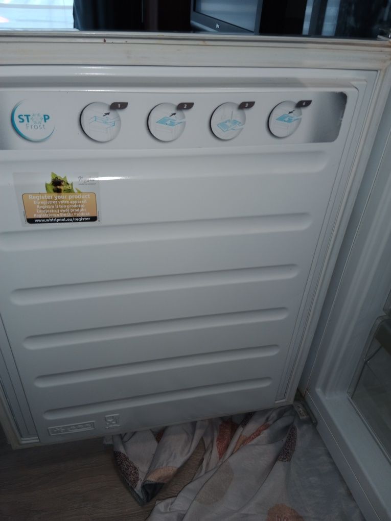 Lodówka  do zabudowy Whirlpool ART 8910/A+SF