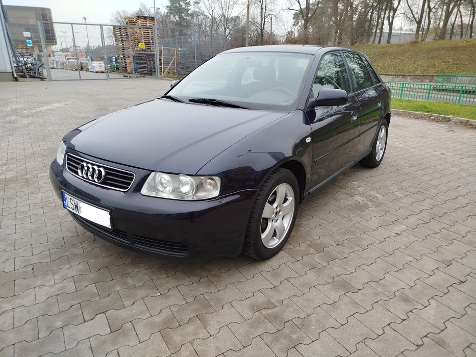 Audi a3 8l 1.6 Benzyna Rok 2002 wersja 5 drzwi 252TYS KM