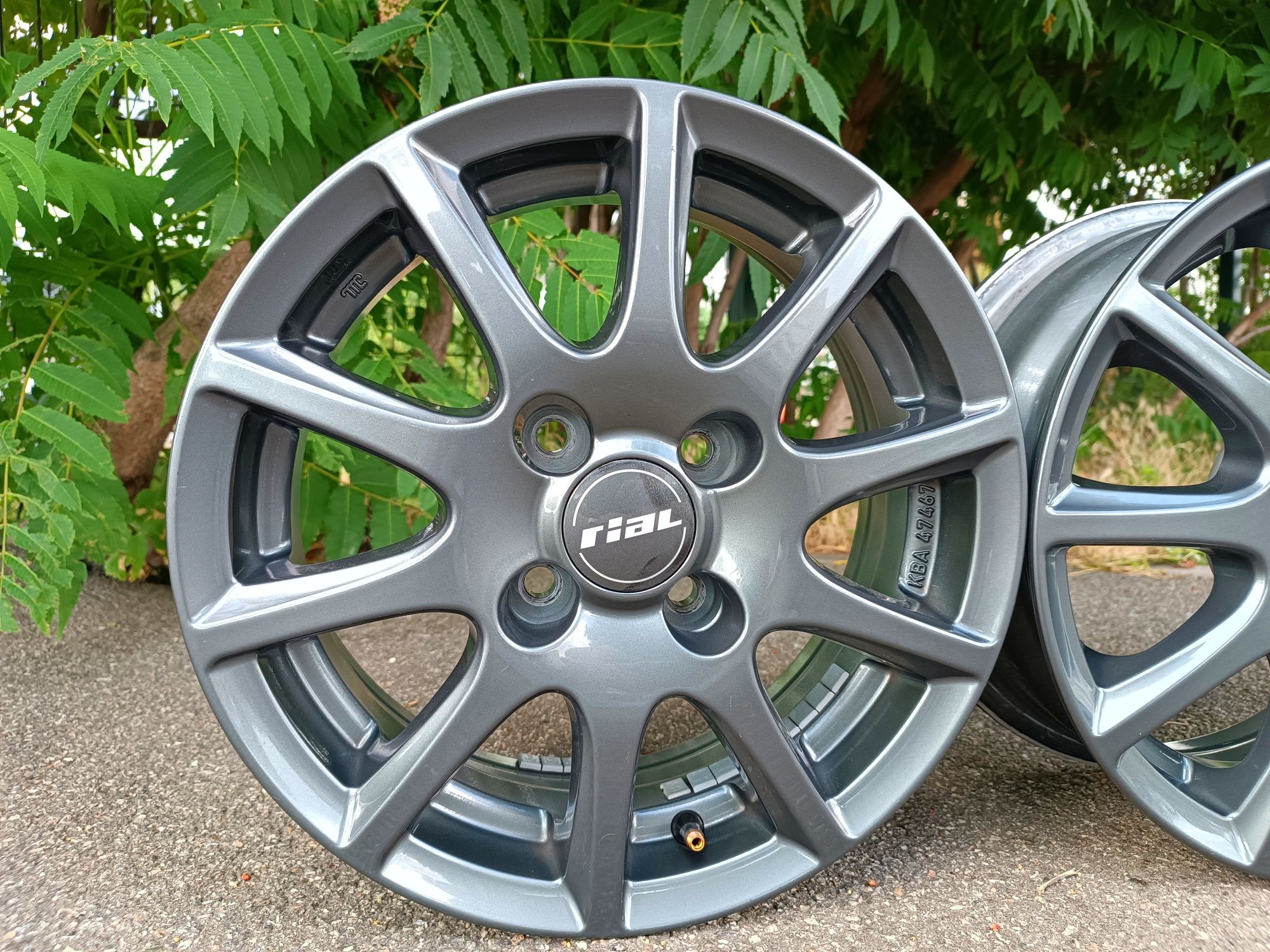 Диски, титани Rial R14 4x100 ET35 J5.5 Авео Ланоc Opel Accent Рено