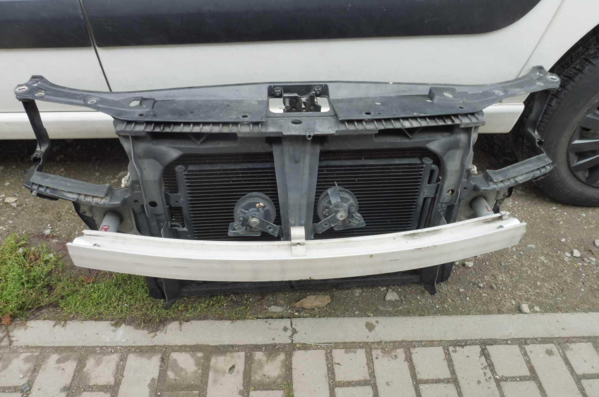 Pas Przedni  chłodnice  belka AUDI S3 1,8t 8L 98-03R  Kompletny