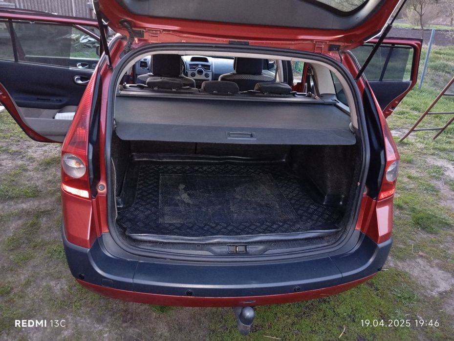 Рено Меган 2 .1.6 бензин