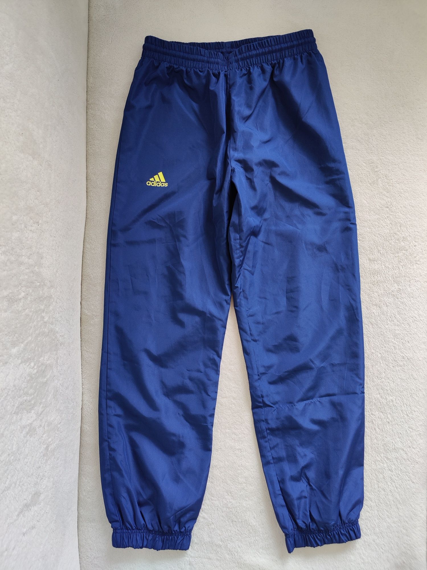 Spodnie dresowe Adidas 13/14 lat 164cm z "ortalionu"