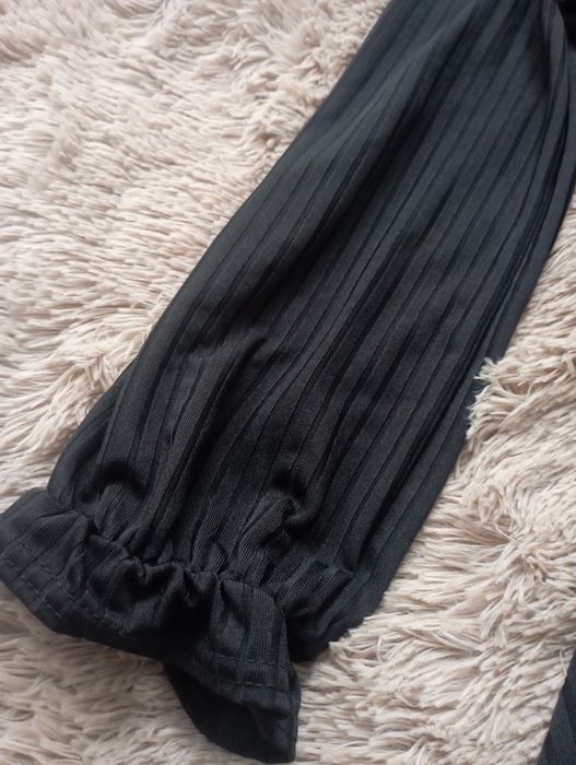 Плаття чорне в рубчик XS 34p