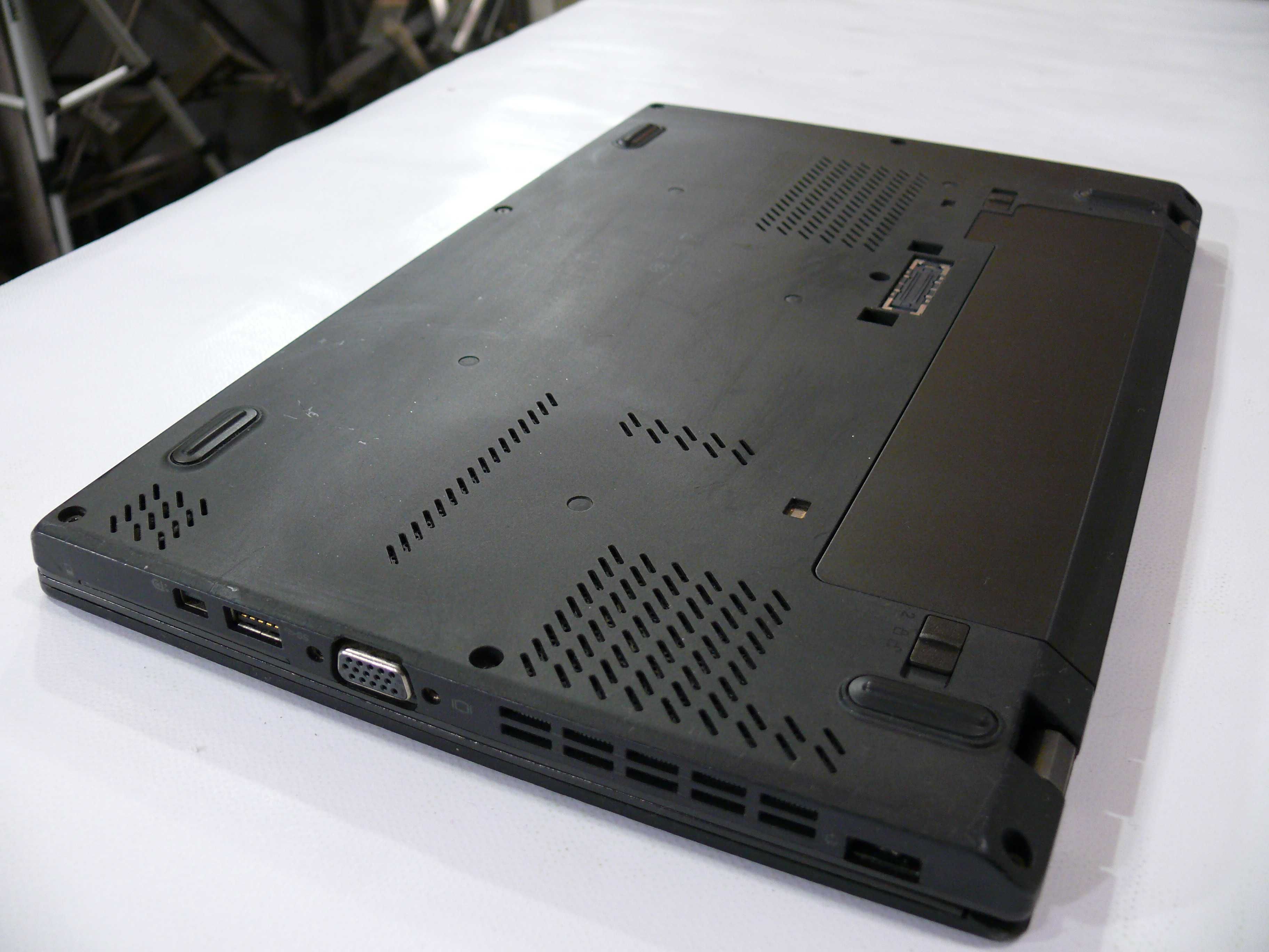 Lenovo X250, dysk SSD 240GB, Ram 8GB, i3-5010U, sprawny.