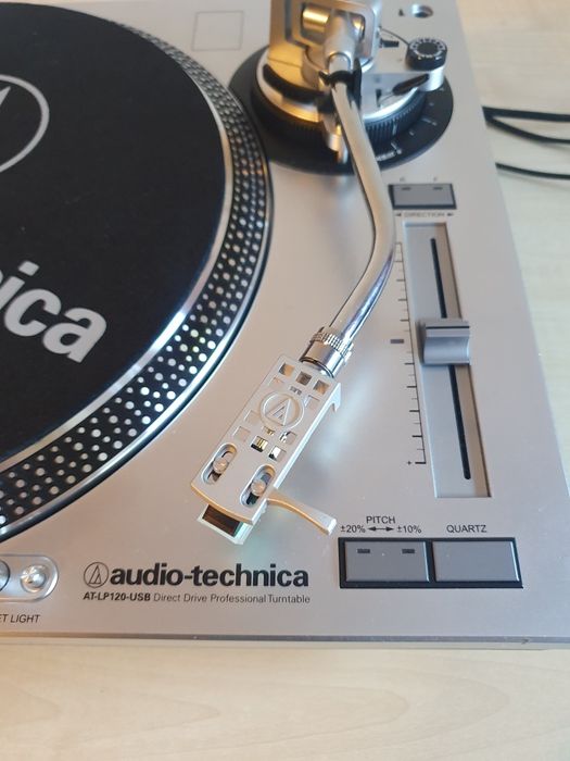 Audio-technica at lp 120 usb  gramofon dla dj