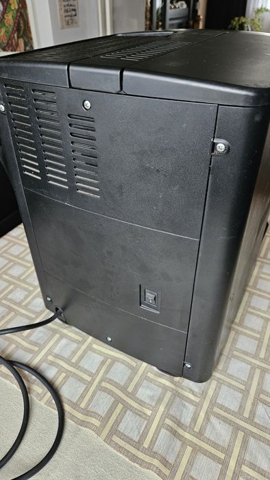 Кавомашина delonghi esam 2600