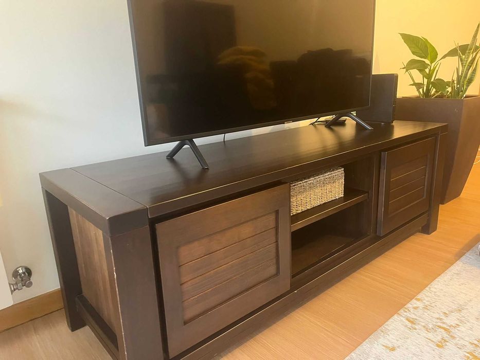 Móvel de televisão