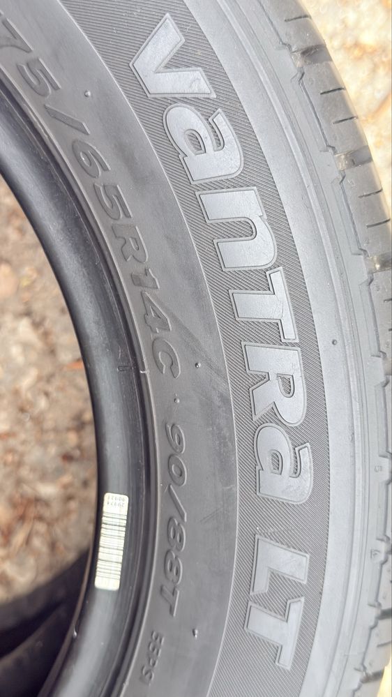 Pneus 175/65r14C 90/88T Hankook Vantra LT com 85% piso