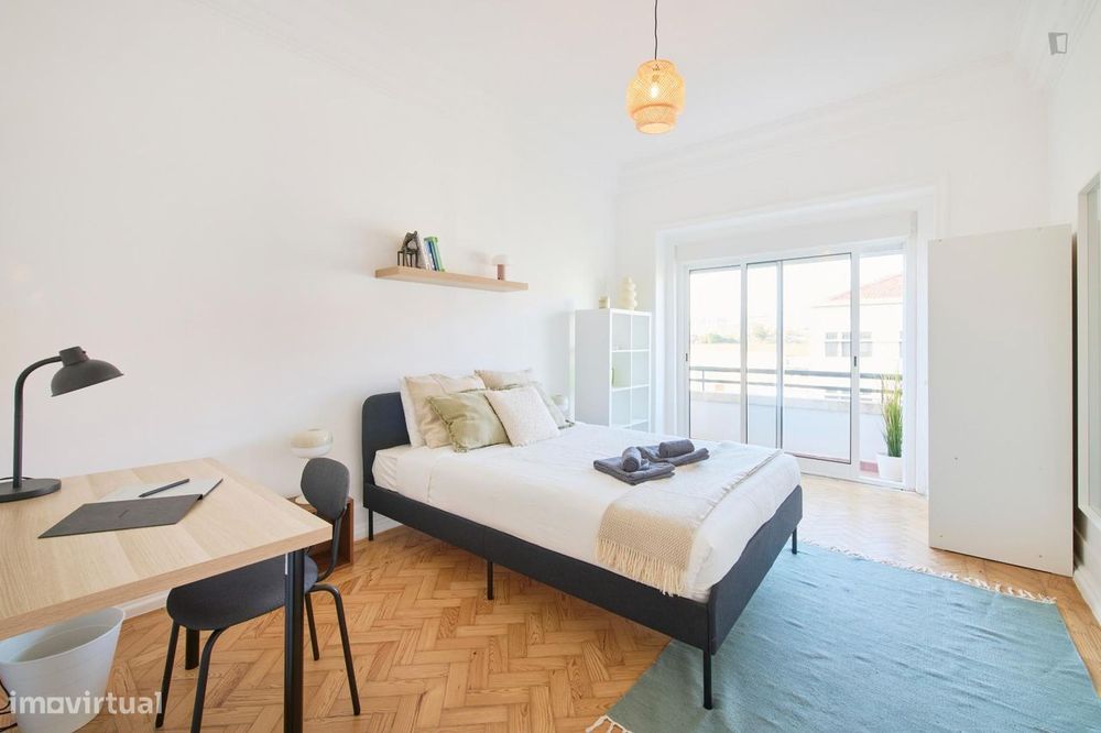 797686 - Quarto com cama de casal, com varanda...