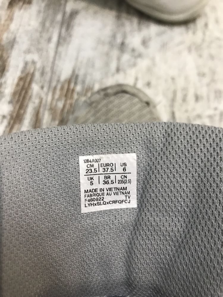 Борцовки  asics розмір 37.5