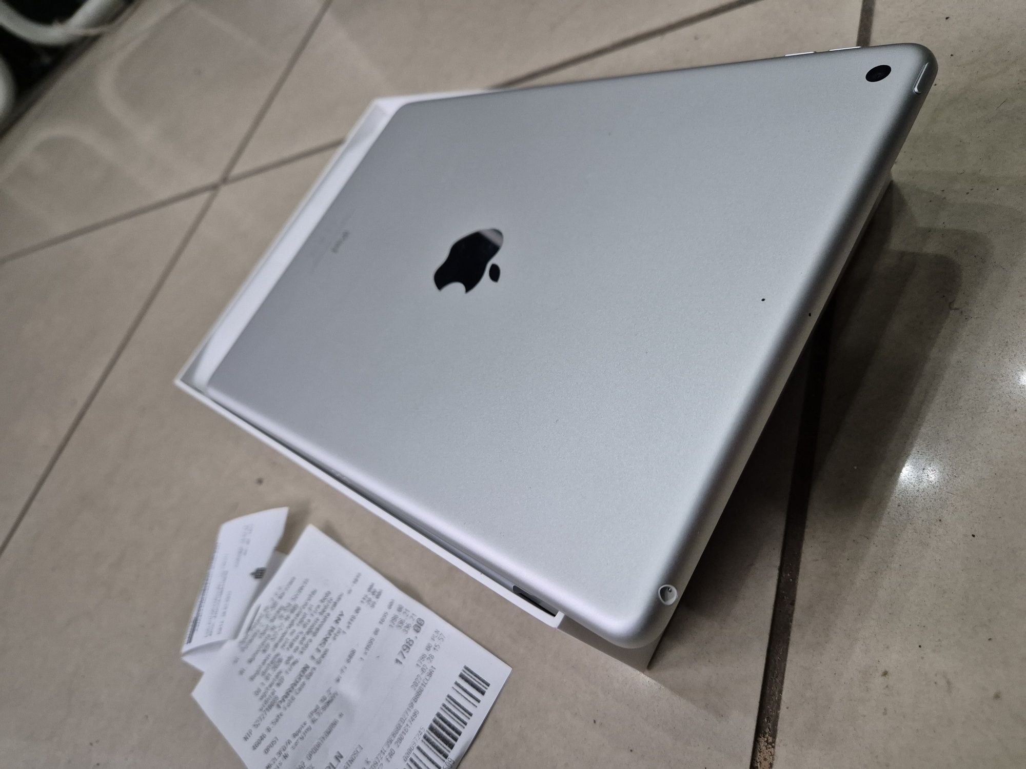 Zestaw pakiet Apple ipad +macbook 12+ iphone silver