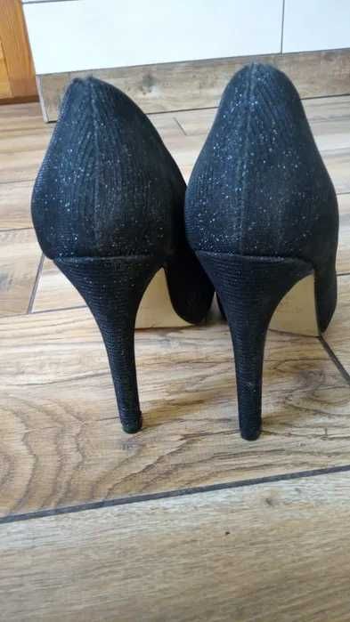 Czarne Szpilki  Bianco.