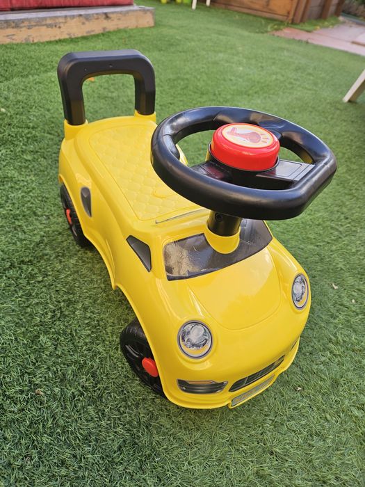 Carrinho/andador para bebé com buzina