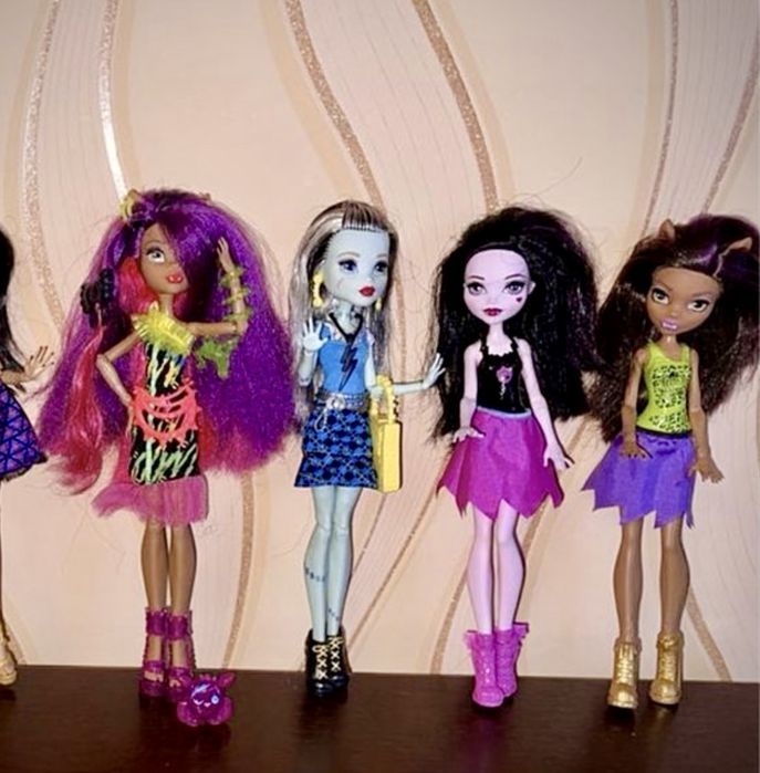 Фрэнки Дракулаура Клодин Monster High в отличном состоянии разные