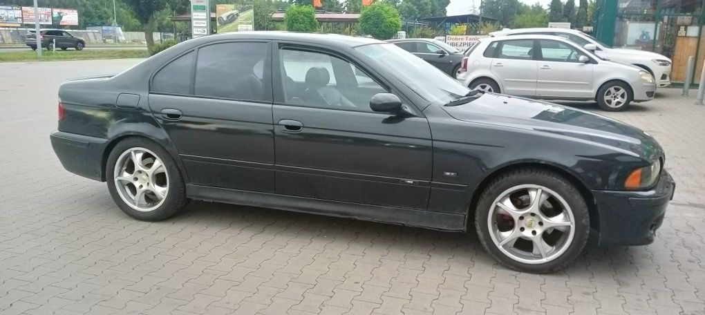 BMW E39 2.8+LPG projekt  M5 doinwestowane do poprawek