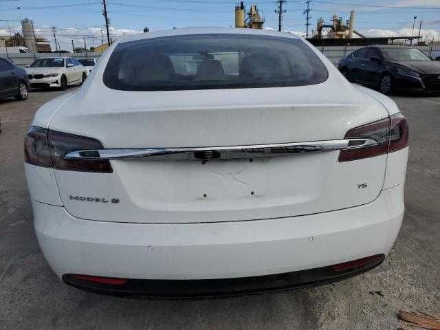 Tesla Model S 2016 Року