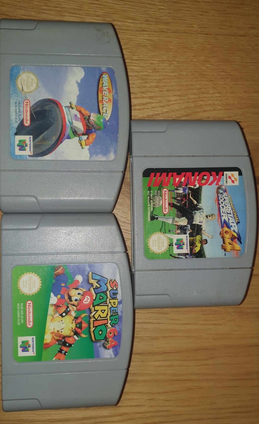 Nintendo 64, zestaw dwa pady, siedem gier