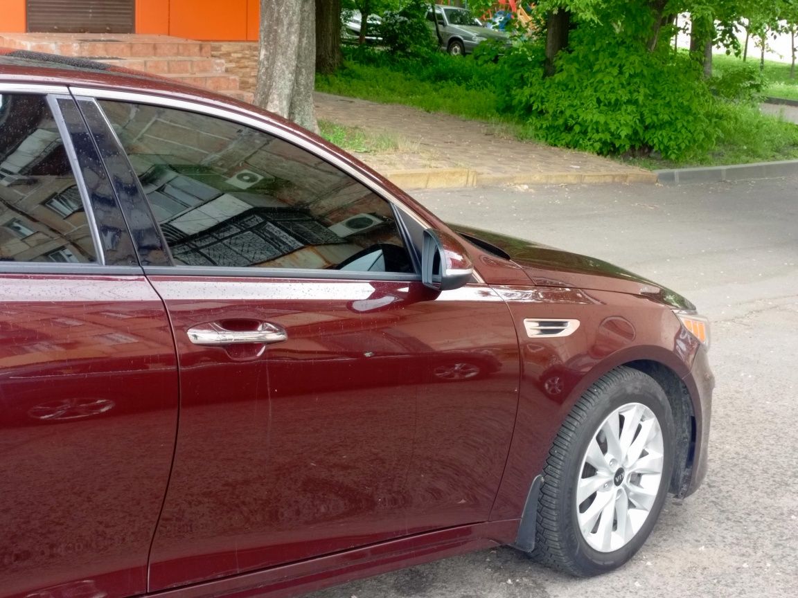 KIA optima EX 2017г