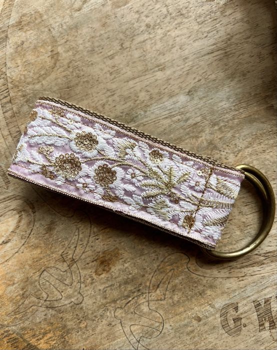 Obroza orientalna dla charta