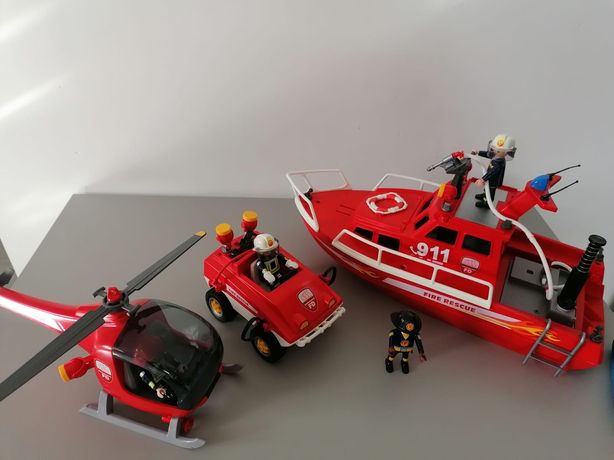 Playmobil Łódź strażacka z helikopterem i autem podwodnym