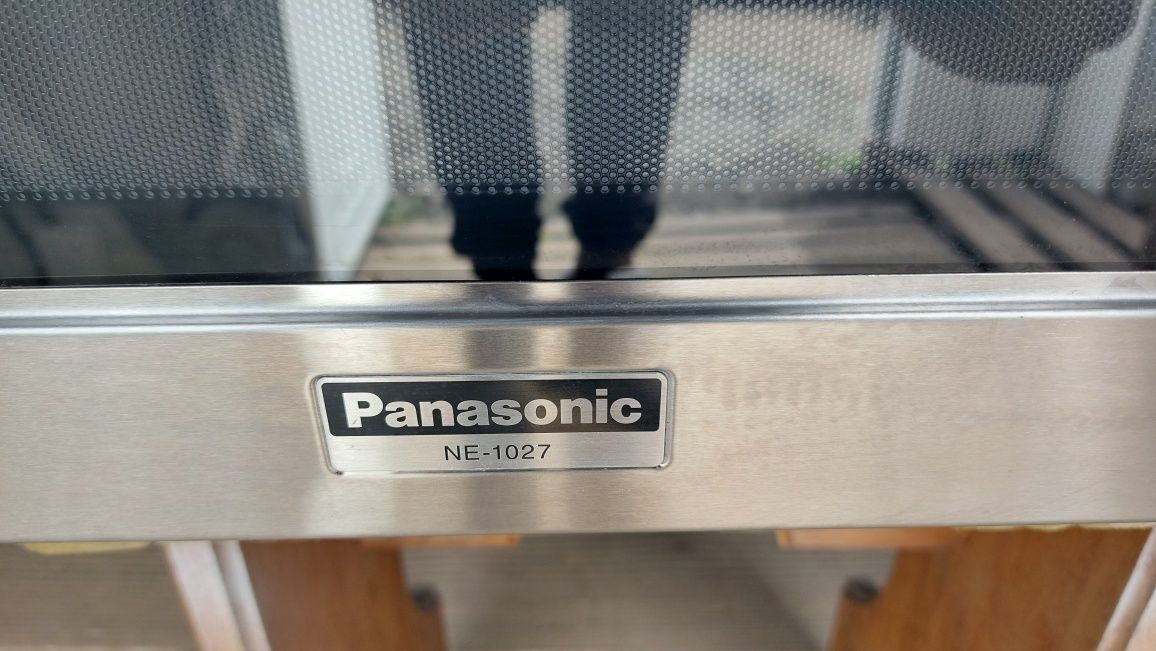 Професійна мікрохвильова піч мікрохвильовка Panasonic