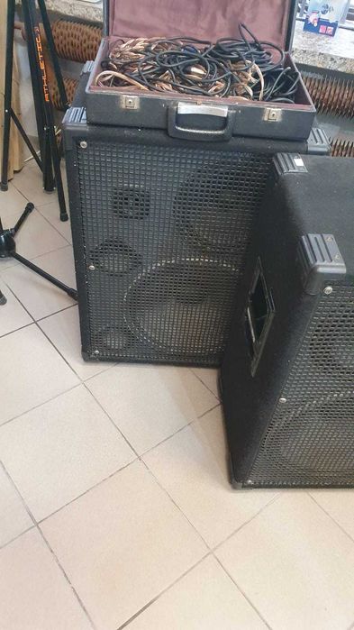 Kolumny estradowe 2 X 200  Wat 8 Ohm - Madej Gorlice Mickiewicza -