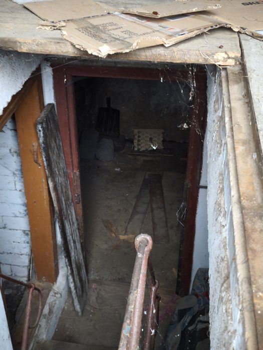 Продам гараж в Сарнах.