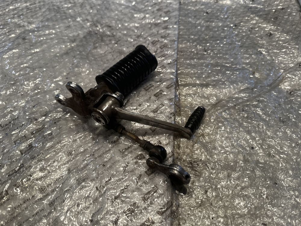 KAWASAKI GT 550 / 1983/1990 (KZ550G) Set Lewy M310