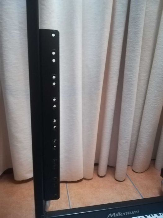 Rack de estúdio Millenium RW-2001