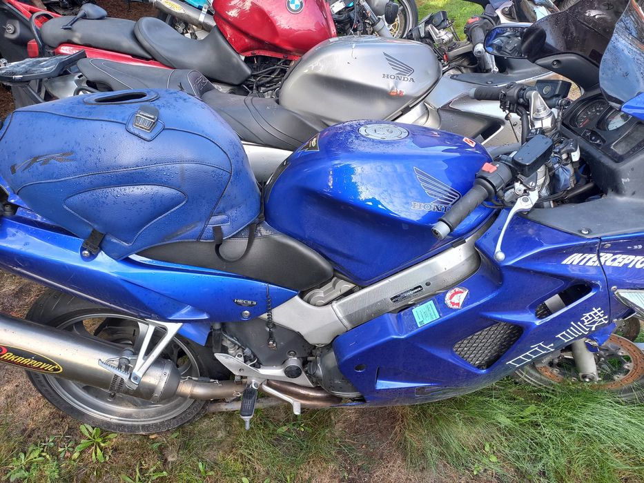 Honda vfr 800fi silnik rama z dokumentami czacha owiewka bok lampa set