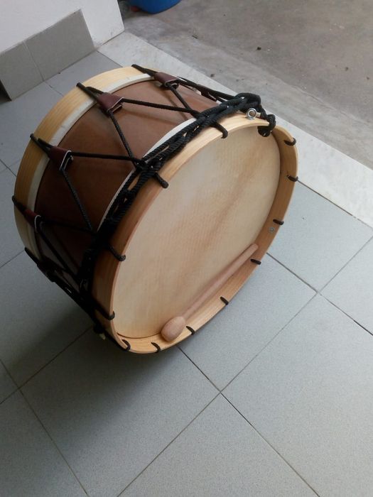 Bombos de romaria e de Zes Pereiras