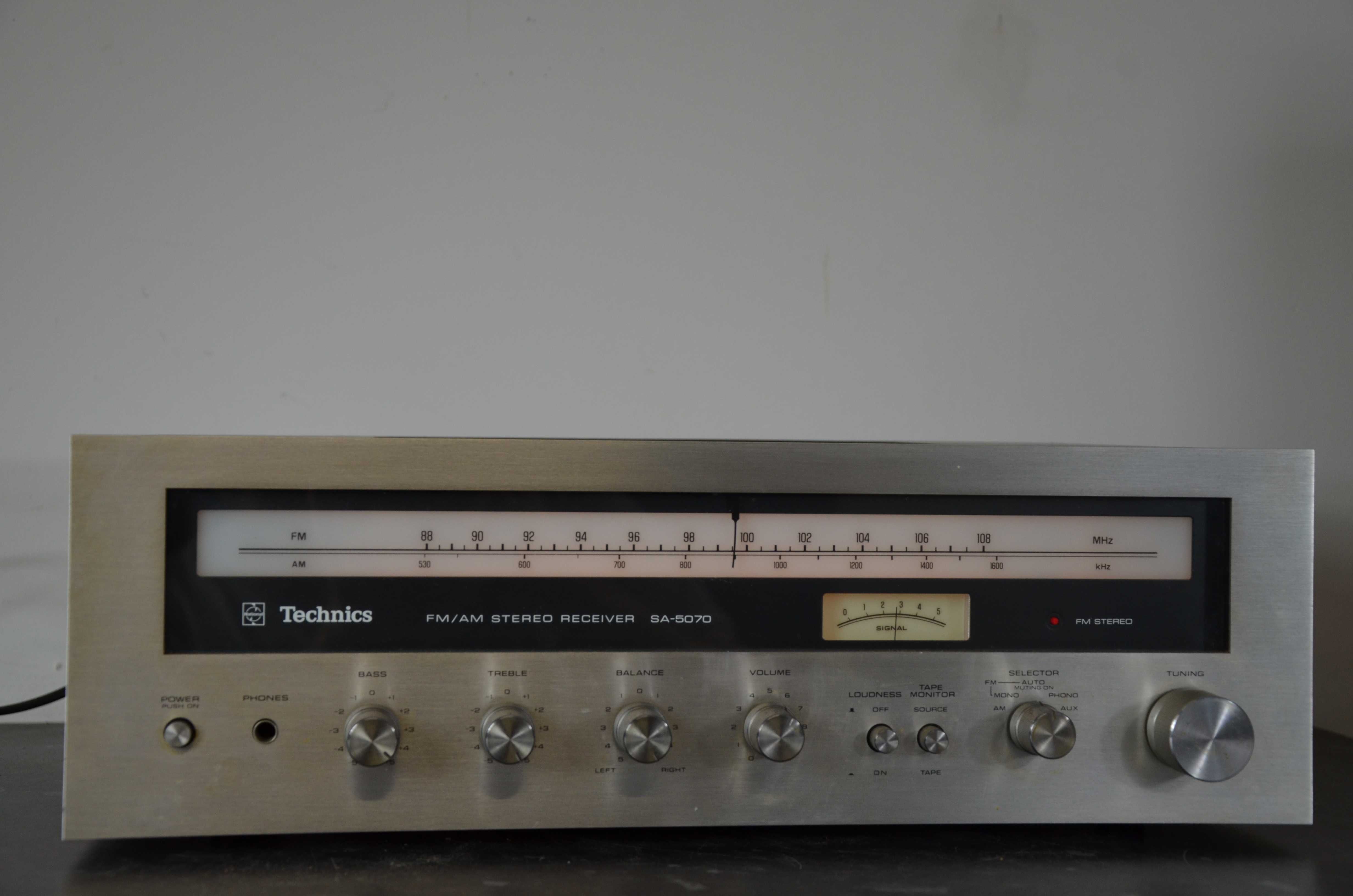 AMPLITUNER TECHNICS SA-5070 Super vintage!