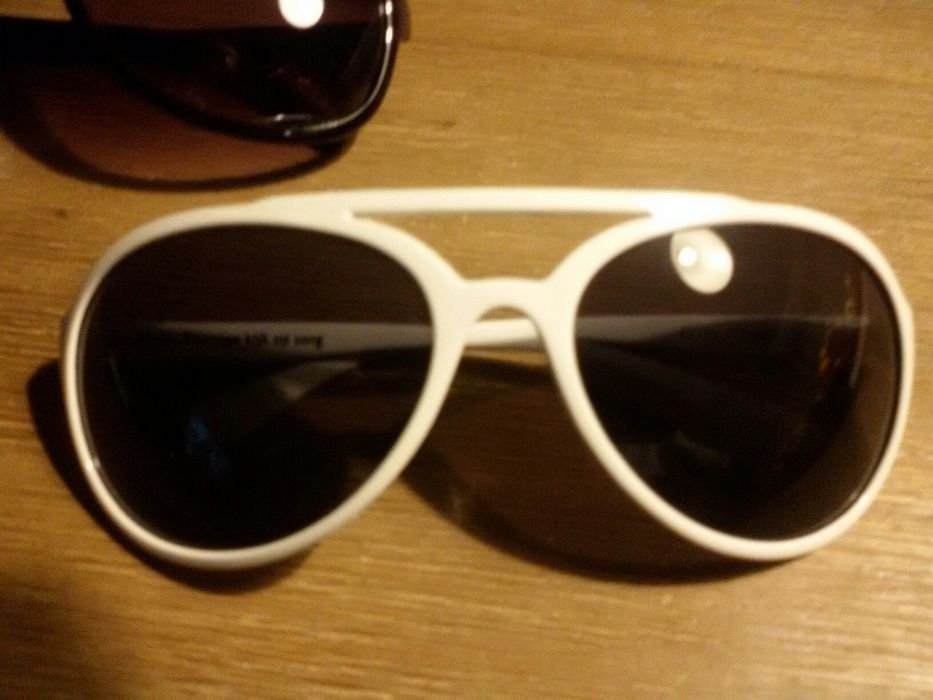 Okulary przeciwsłoneczne damskie białe oprawki