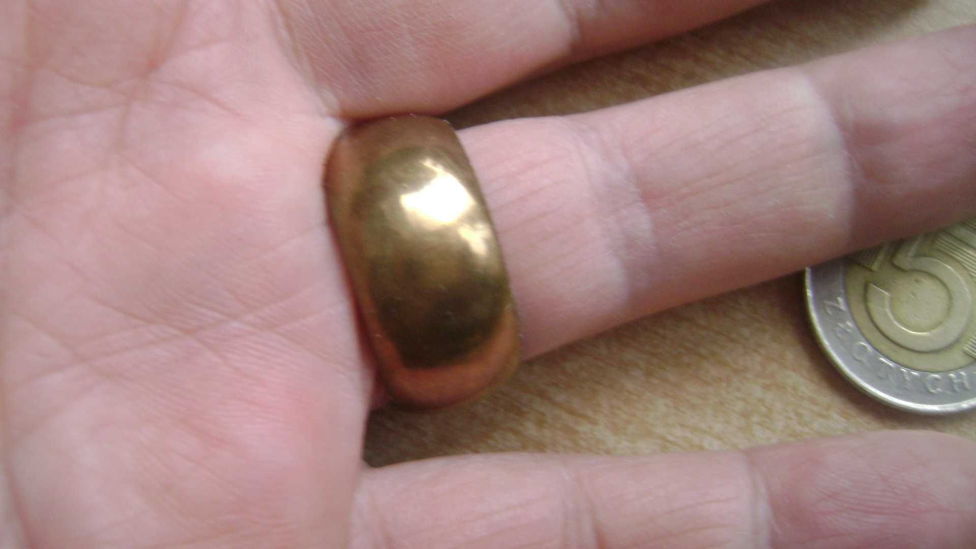 Starocie z PRL - Biżuteria = Obrączka przedwojenna z tombaku 20mm
