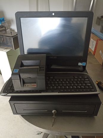 Computador com impressora caixa dinheiro