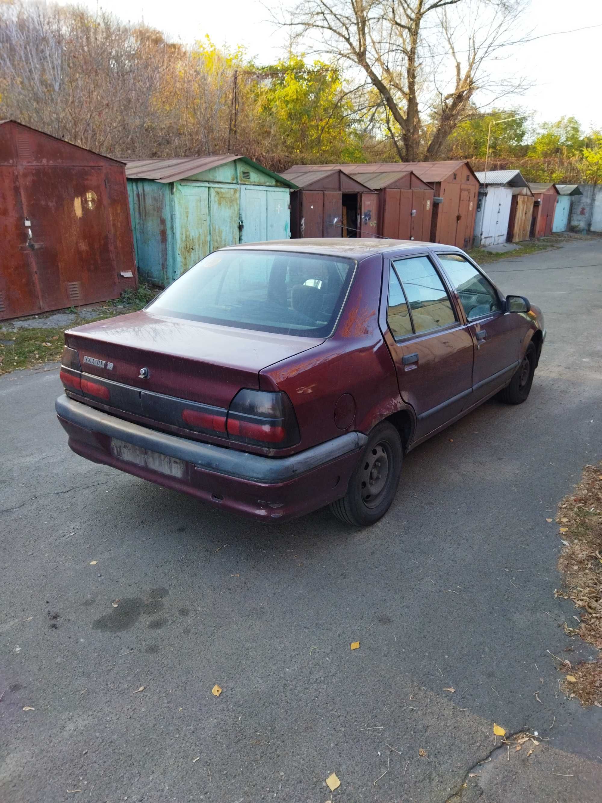 Запчасти к Renault 19 1.7.