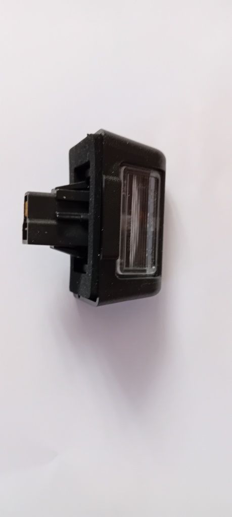 Oświetlenie tablicy rejestracyjnej lampka FORD